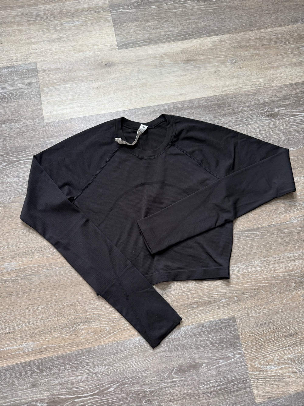 Lululemon Swiftly Tech Cropped Long Sleeve